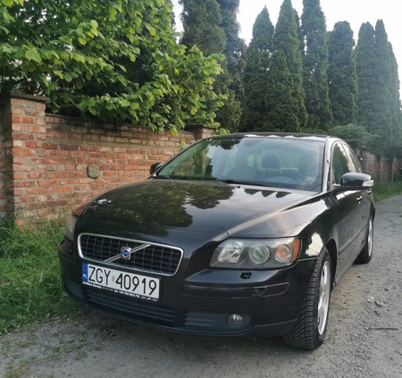 Volvo S40 cena 17500 przebieg: 277000, rok produkcji 2007 z Szczecin małe 106